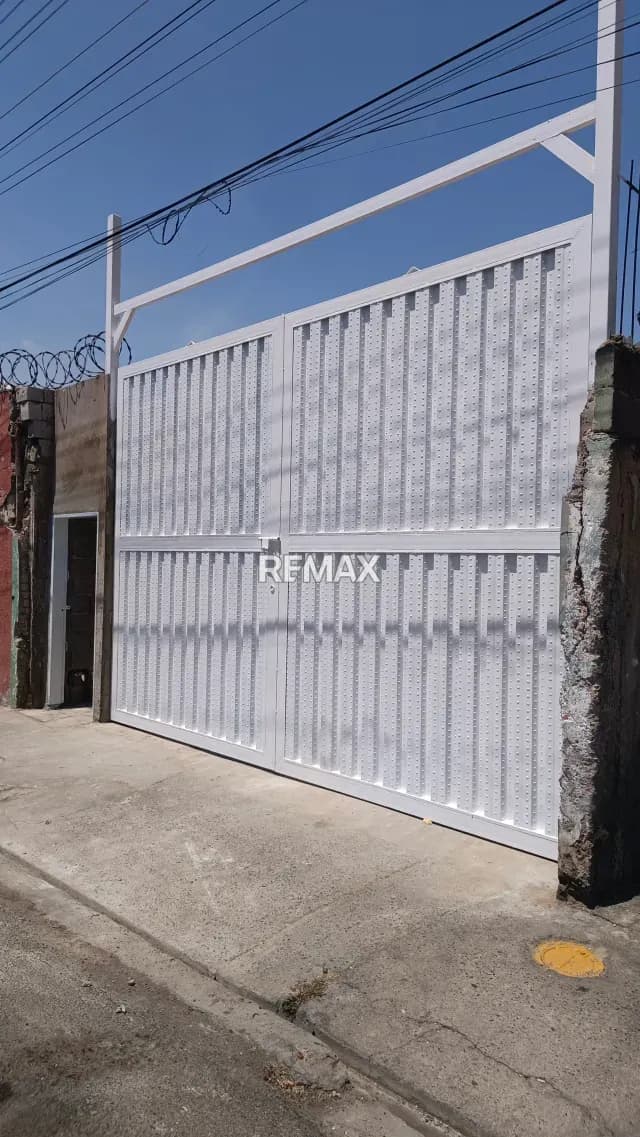 PARCELA DE TERRENO EN CENTRO DE PTO LA CRUZ