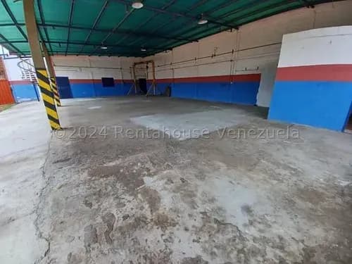 Lcda. Milagros Inmuebles Nazareth Galpon Industrial En Alquiler En Barquisimeto Lara Zona Centro. Codigo Del Inmueble 26-13834 Economica Comercial Economico