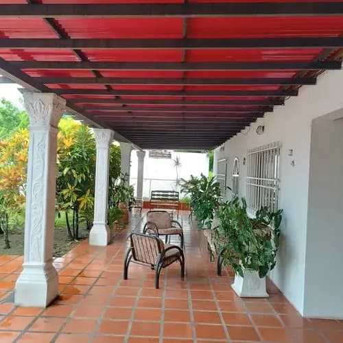 En Venta Parcela De 1.650 M2 Con Casa Y Local En Punta De Mata , Estado Monagas