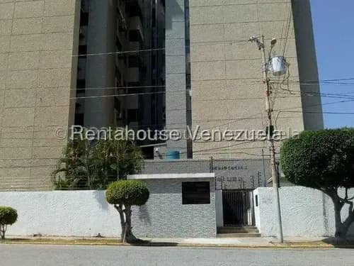 Apartamento Amoblado En Alquiler En Residencias Alber Cb