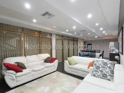 Erika Armeya Vende, Casa En Urb. Del Este Cercana Al Cc Sambil De Barquisimeto. Flex: 26-16514