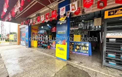 Maritza Lucena Vende Negocio De Repuestos Automotriz, Con Ubicación Estratégica, En Cabudare, Totalmente Operativo, Excelente Afluencia De Clientes.