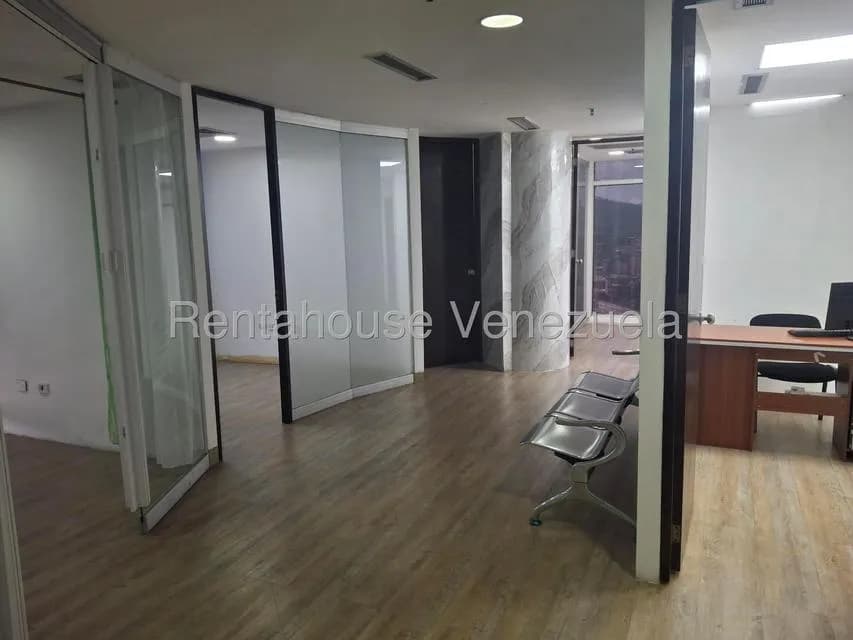 Comercial (Local Comercial) en Alquiler en El Recreo, Distrito Metropolitano