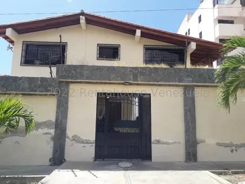 Casa En Venta - La Guaira, Los Corales - Scarlet Contreras - Mls 23-2560