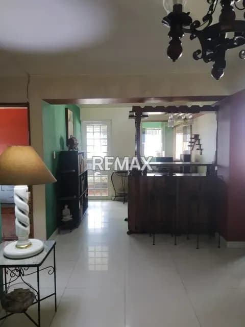Joyas de Altura: Duplex de 223m² con Vista Panorámica Única y Seguridad de Alto Nivel