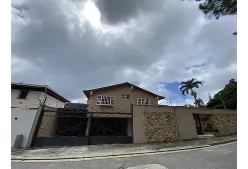 Casa En Venta - Alto Prado
