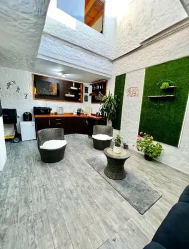 Casa Quinta Moderna En Caneyes, Urbanización Camelias