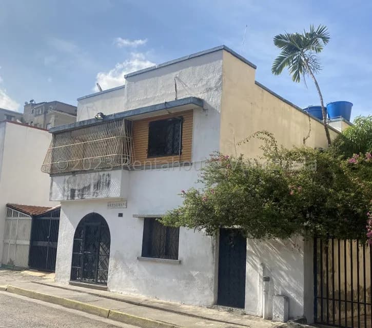 Comercial (Local Comercial) en Venta en Los Chaguaramos, Distrito Metropolitano