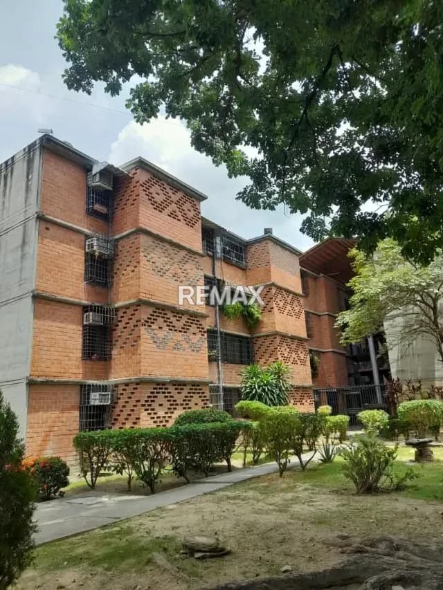 LINDO APARTAMENTO EN VENTA EN EL TRAPICHE-NUEVA CASARAPA GUARENAS