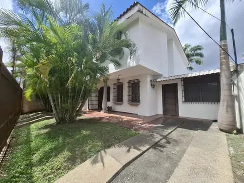 Casa En Venta En La Urbanización Andrés Bello