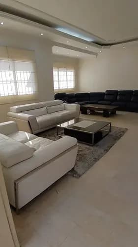 Se Vende Casa En Vista Alegre Totalmente Remodelada