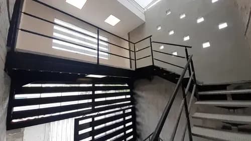 Raíza Suárez Vende 2 5 1 5 6 3 6 Atractivo Y Moderno Edificio Comercial Con Galpón Con Mezzanina, 7 Oficinas, 2 Locales, 10 Baños, Av. Libertador Barquisimeto