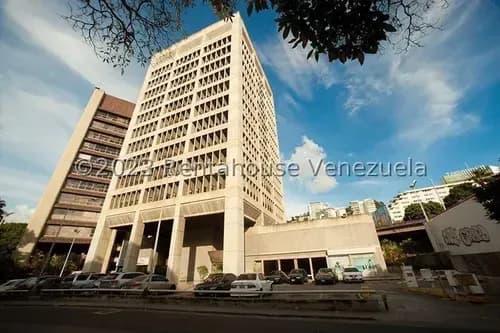 Estupenda Oficina En Alquiler Mls 24-8963 Las Mercedes