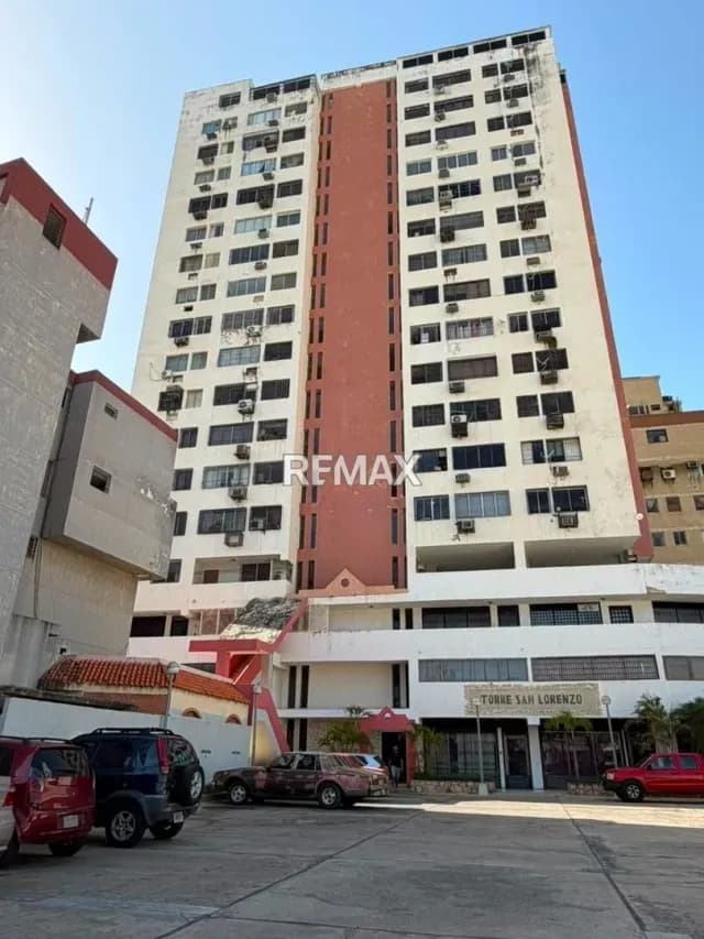 Apartamento en Venta Res. San Lorenzo