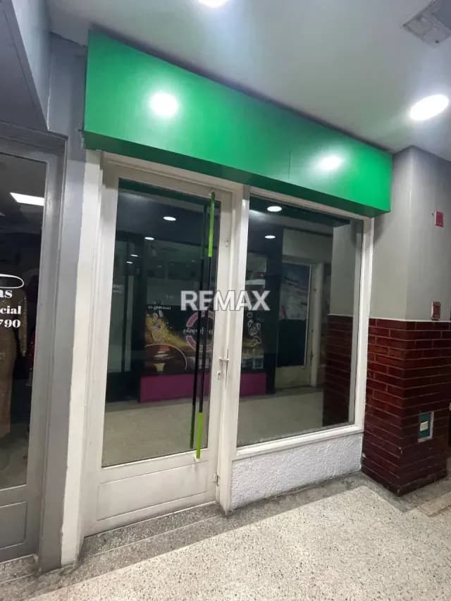LOCAL COMERCIAL EN VENTA C,C MARACAY