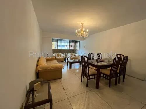Oportunidad Espacioso Apartamento En Venta, Para Remodelar A Su Gusto En El Marqués, Con Excelente Distribucion. Carlos Manuel Mollejas. Mls#26-18802.