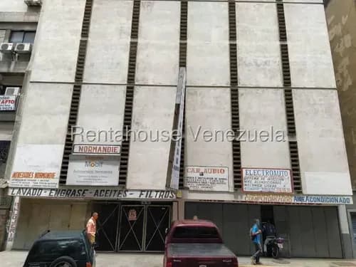 Abb / Se Vende Edificio Que Tiene 2 Torres De 14 Pisos Cada Uno Y Tiene Doble Salida Por Ambas Avenidas; San Bernardino En Venta / Mls #26-12347