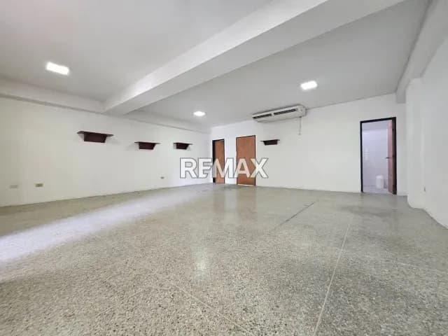 Local en venta C.C Ciudad Jardín San Jacinto