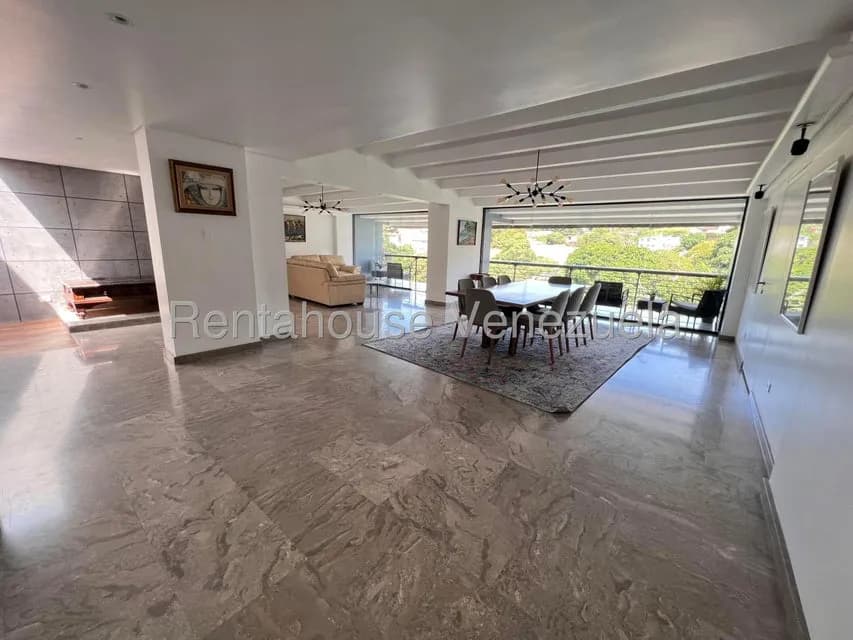 Apartamento (1 Nivel) en Venta en Cumbres de Curumo, Distrito Metropolitano