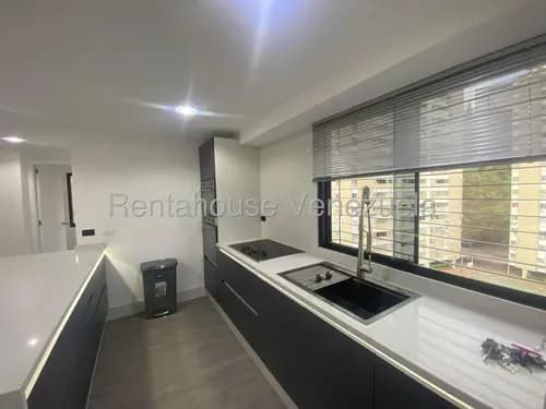 Cur Apartamento En Alquiler En Lomas De La Alameda 26-13289 Yg