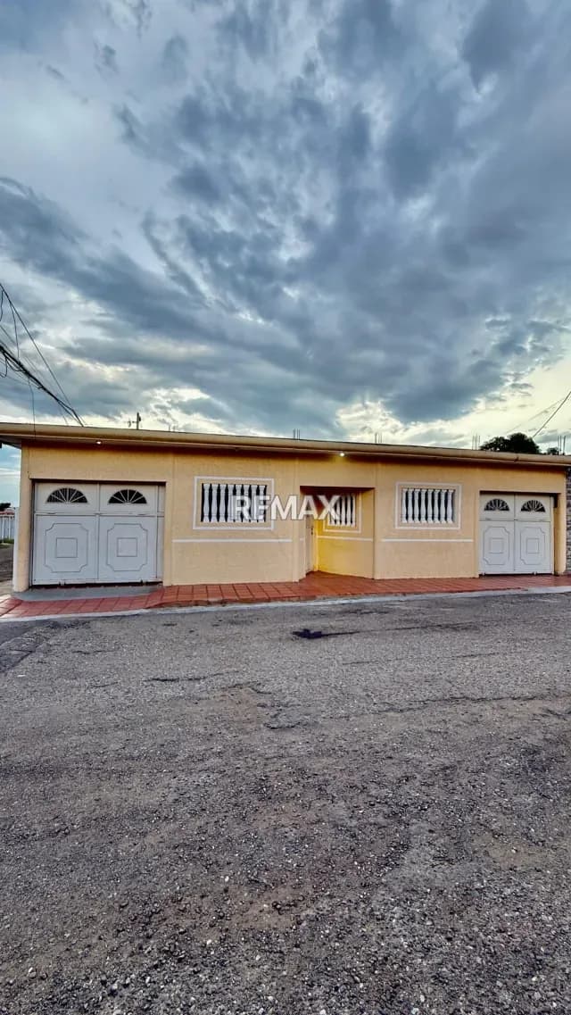 Se Vende Casa en Urbanización la Paz