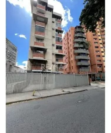 Amplio Ph En Venta. En Bello Monte