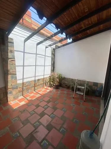 Alquiler De Town House En Prebo Amoblado Lm