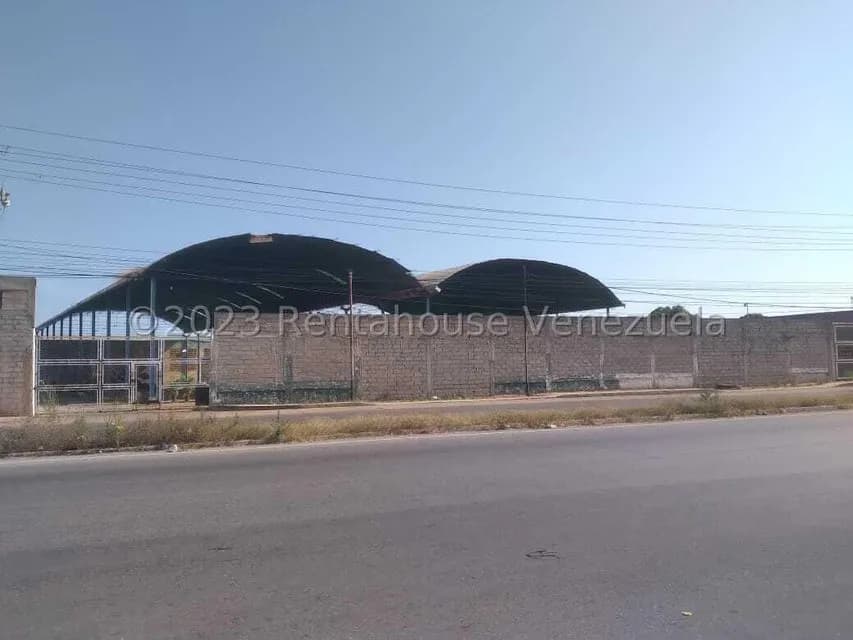 Comercial (Galpon - Deposito) en Venta en San Francisco, Zulia