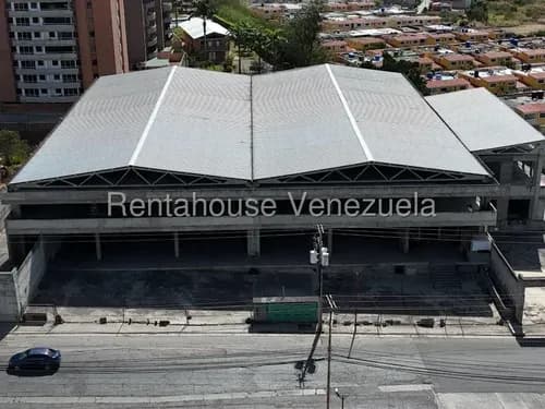 Local Industrial O Comercial En Obra Gris En Venta Detrás Del Cc Buenaventura Guarenas. Luis Infante 26-16119