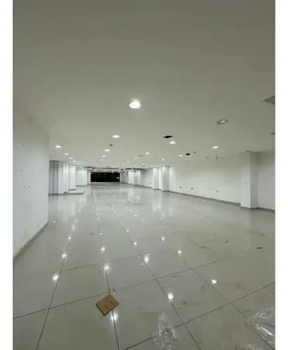 Local En Venta A Pie De Calle Ubicado En Zona De Alto Tránsito