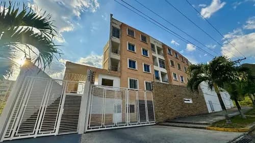 Daniela Jimenez. En Venta Apartamento En Mañongo Res. Alessandria