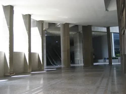 La Castellana, Amplia Área Para Oficinas O Comercios En Prestigioso Complejo Corporativo Y Cultural.