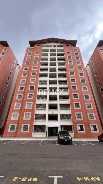 En ALQUILER Apartamento SemiAmoblado y Equipado . Conjunto Residencial Montecarlo Pueblo Nuevo