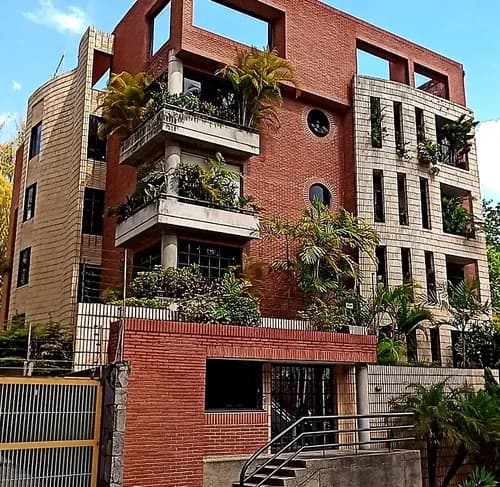 Urb. Miranda En Venta Apto De Lujo De 300 Mtrs 2