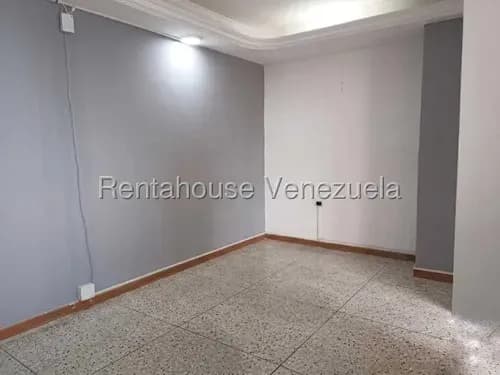 Oficina En Alquiler En Av Universidad Cb