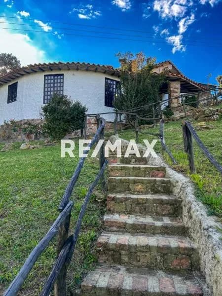 EN VENTA Hermosa Casa de Campo Cabaña en Capacho Viejo sector el Poblar Estado Tachira