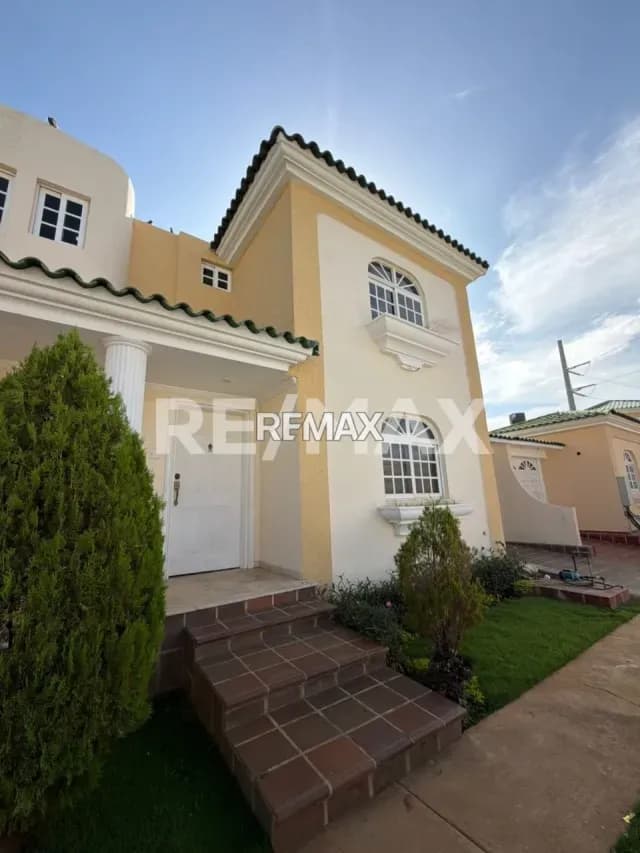 CASA EN ALQUILER LAGO COUNTRY 2