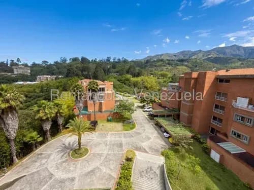 Tg Apartamento En Venta En Oripoto, De Dos Amplias Terrazas Con Vista Al Ávila 26-20301