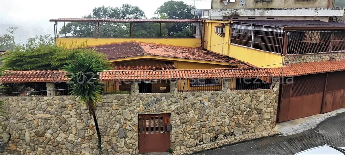 Casa (Duplex) en Venta en Parcelamiento Cortada del guayabo, Miranda