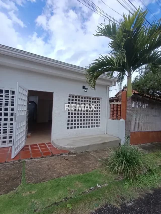 LOCAL COMERCIAL EN ALQUILER EN AV ESPAÑA CAMPO ALEGRE