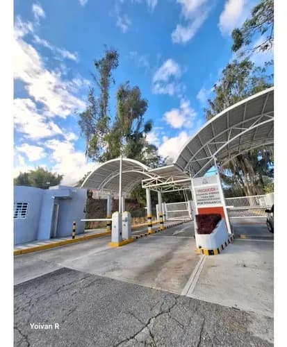 Se Vende Linda Casa Tipo Apartamento Urb Los Picachos Los Teques
