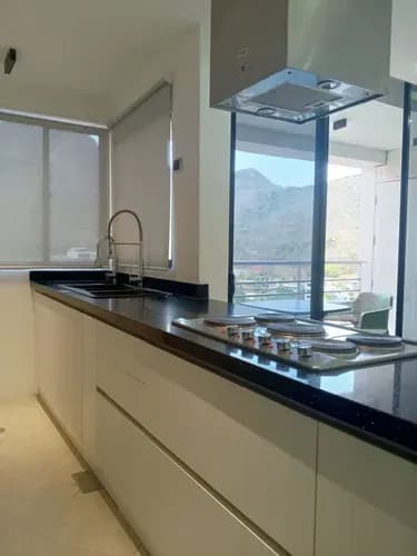 Apartamento En Alquiler Amoblado Res Merlot Suites Urb El Parral Jc-lp