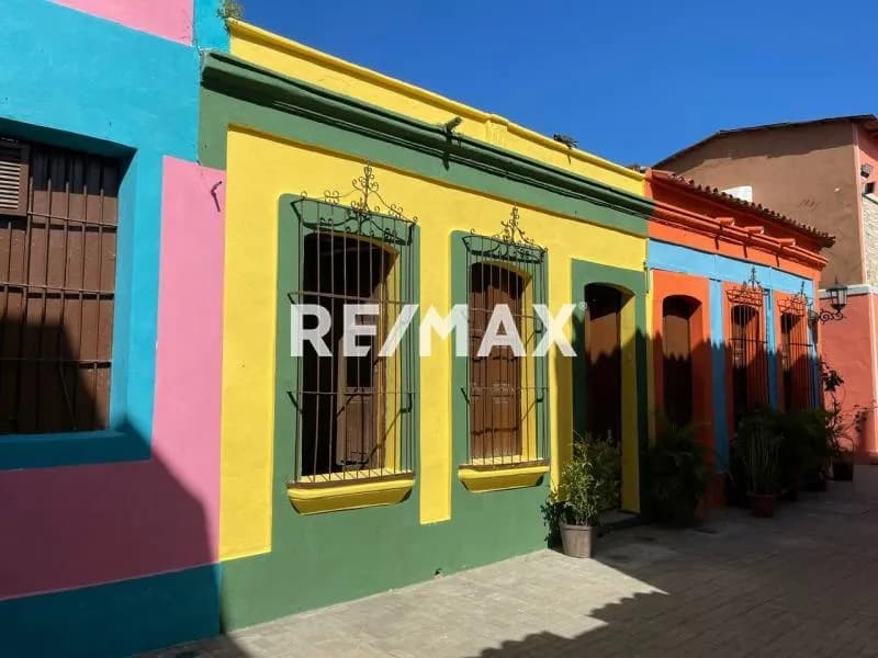 En venta casa local comerciall a remodelarlo de 92m2 en Puerto Cabello
