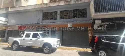 Mv / Excelente Local Comercial A Pie De Calle En Venta En La Candelaria / Mls #24-21675