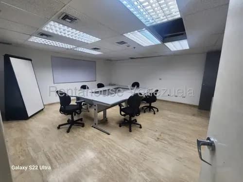 Nb Oficina En Elauiler En El Bosque Remodelada Con Mobiliario 25-20517