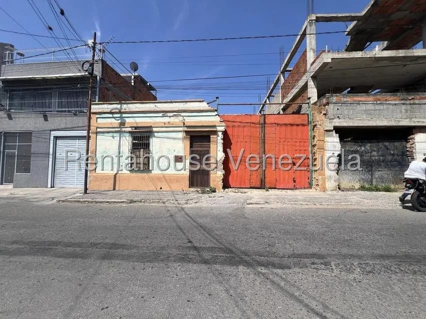 Terreno (Comercial) en Venta en Centro, Lara