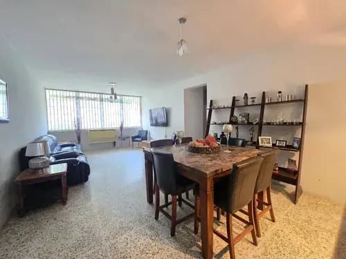 Apartamento 110m2 En Venta Avenida Bolivar Norte, Planta Baja. A1. Solo Clientes