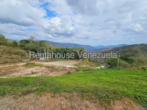 Terreno En Venta En El Encantado De Macaracuay / 26-2469 Csa