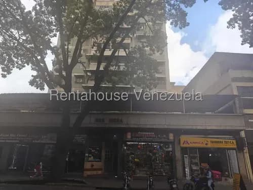 Apartamento En Alquiler Quinta Crespo. Cód. 26-17389