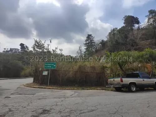 Amplio Terreno En Venta En Colinas De Tamanaco
